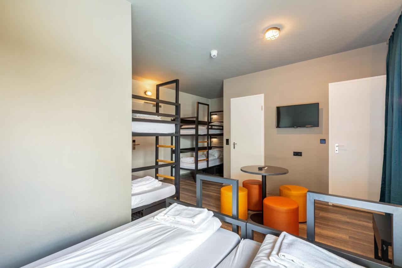 Bed 6-Bed Mixed Dormitory Room